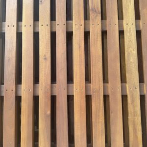 Vertical Slat Screen Panel